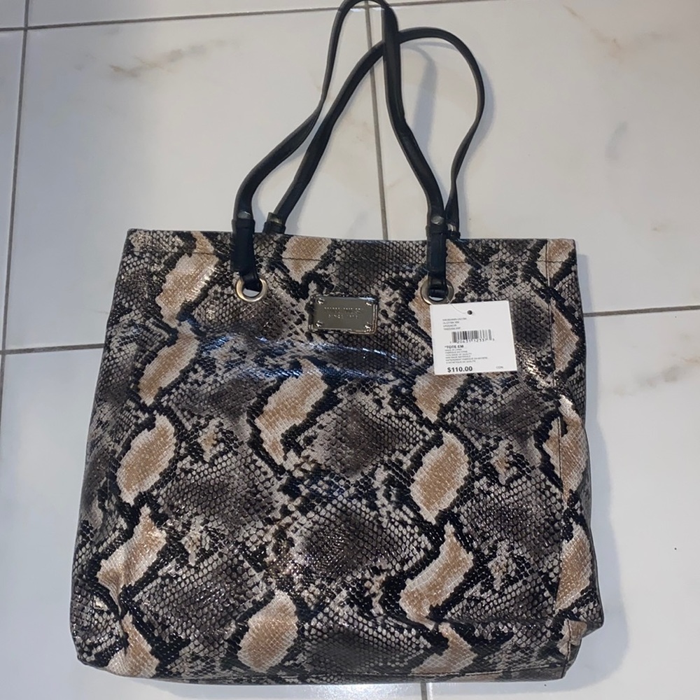 NWT NINE WEST TOTE BAG